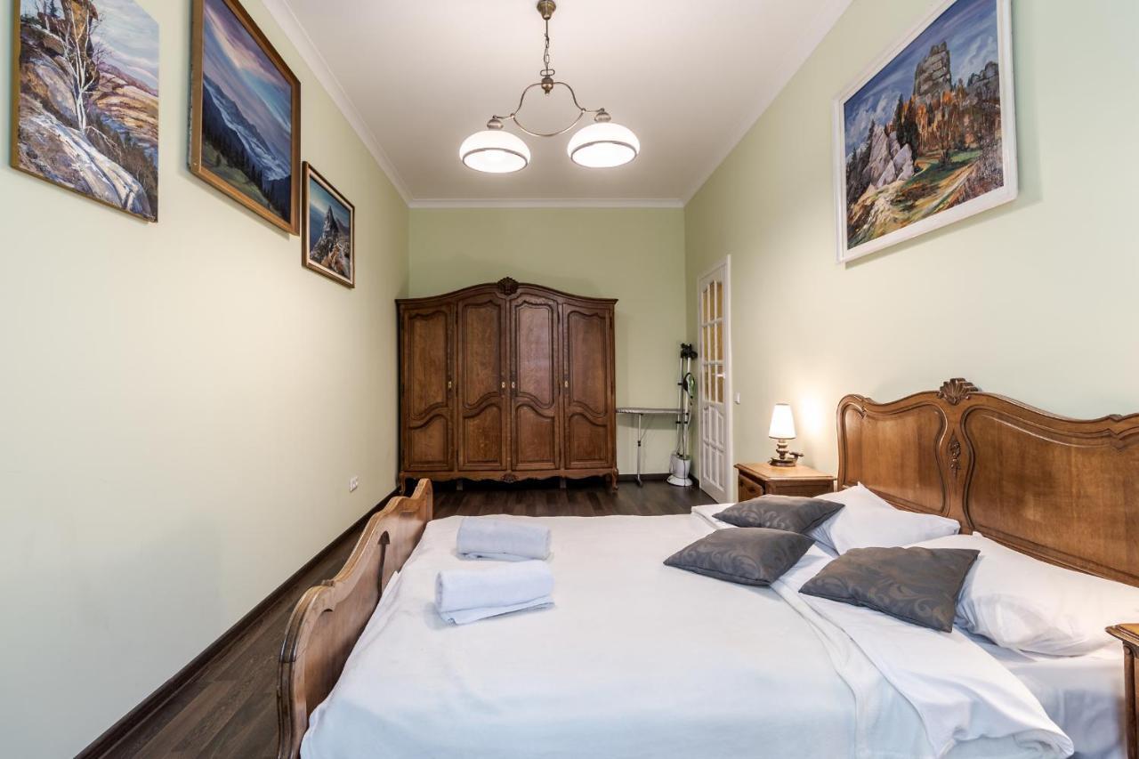 לבוב Modern Chaikovskogo Apartment מראה חיצוני תמונה
