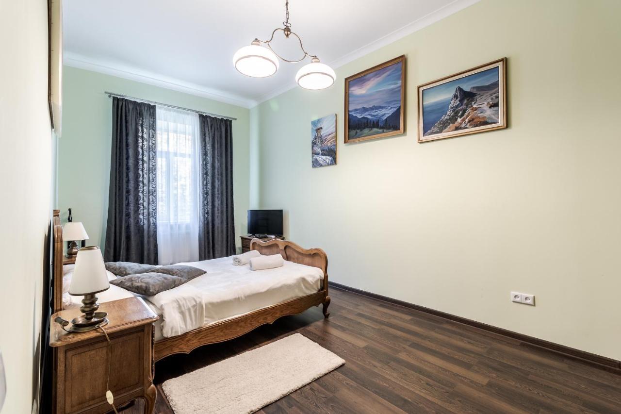 לבוב Modern Chaikovskogo Apartment מראה חיצוני תמונה