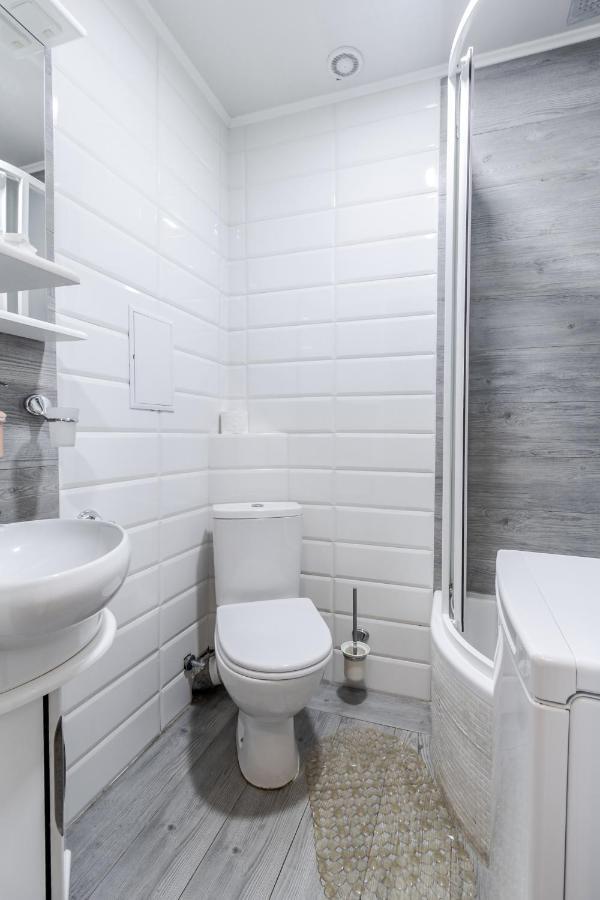 לבוב Modern Chaikovskogo Apartment מראה חיצוני תמונה